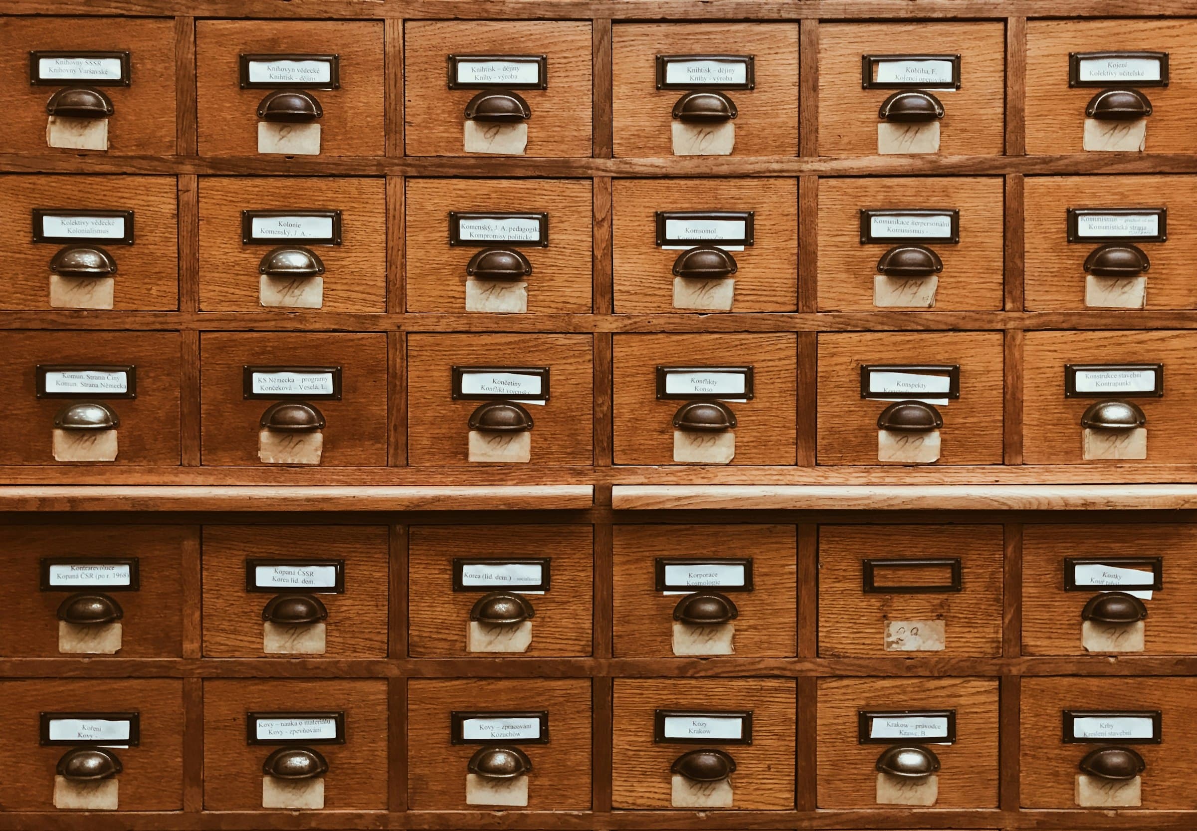 Your Organization’s Knowledge Is Its Most Underused AI Asset